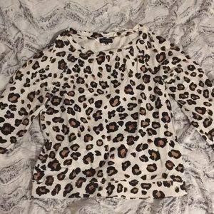 Long sleeve leopard print top
